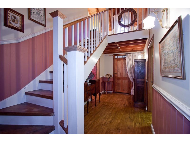 14 ZEAL STREET, New Gisborne VIC 3438