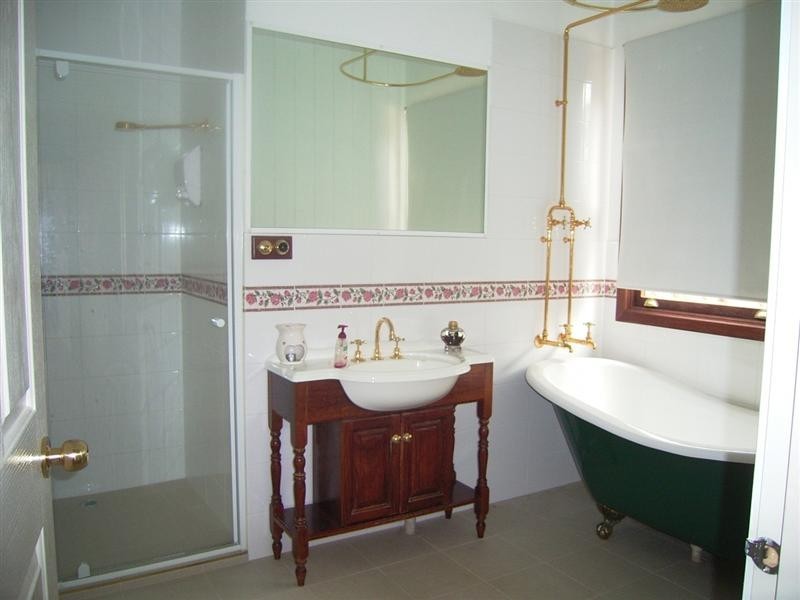 110 McMULLENS LANE, Bacchus Marsh VIC 3340