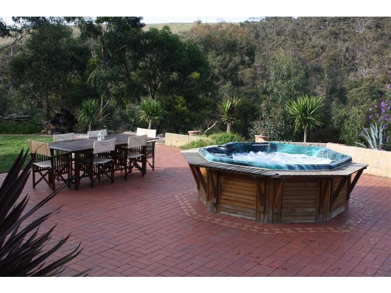 110 McMULLENS LANE, Bacchus Marsh VIC 3340