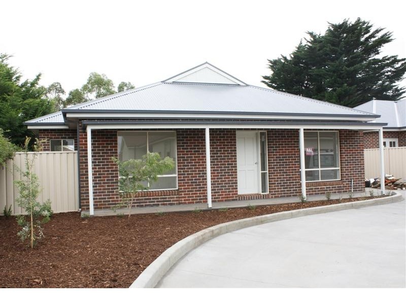 14 Morrow Road  TOWNHOUSE 1, Gisborne VIC 3437