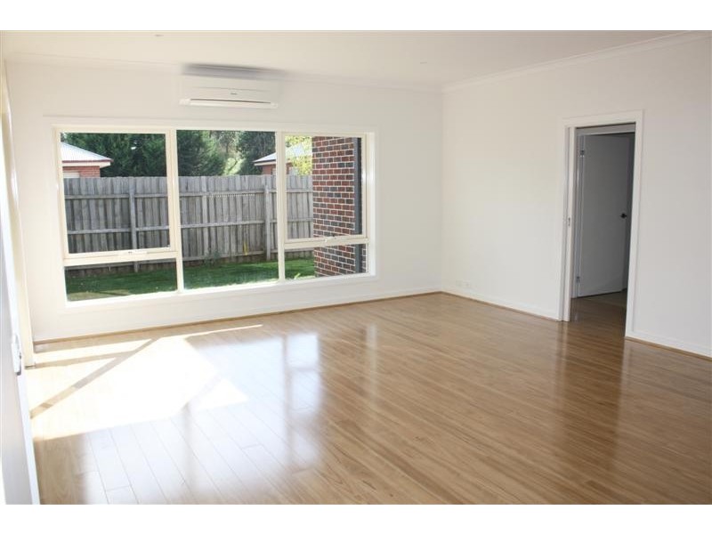 14 Morrow Road  TOWNHOUSE 1, Gisborne VIC 3437