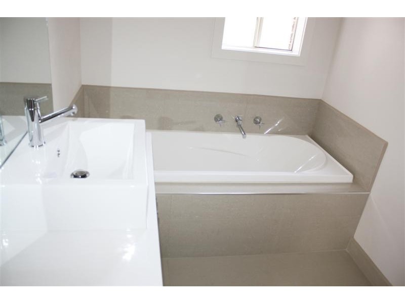 14 Morrow Road  TOWNHOUSE 1, Gisborne VIC 3437