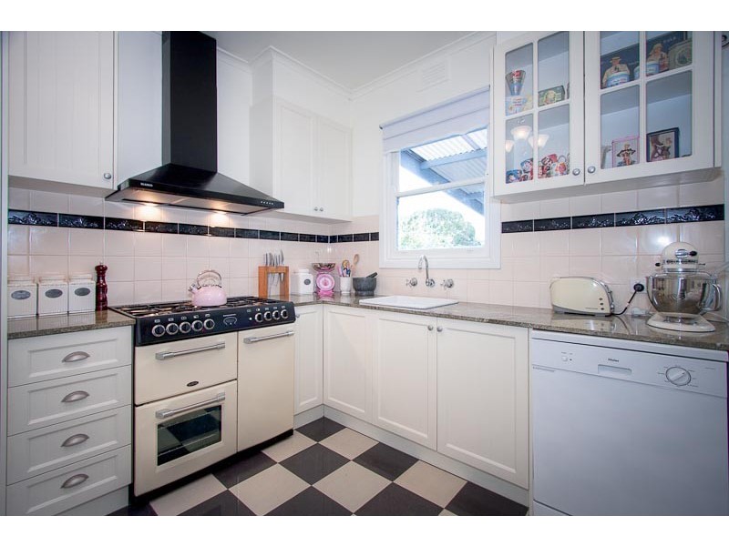 90 Station Road, Gisborne VIC 3437