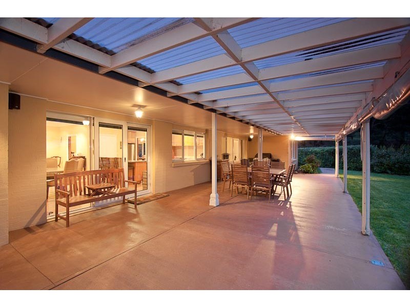 6 Glen Echo Court, Mount Macedon VIC 3441