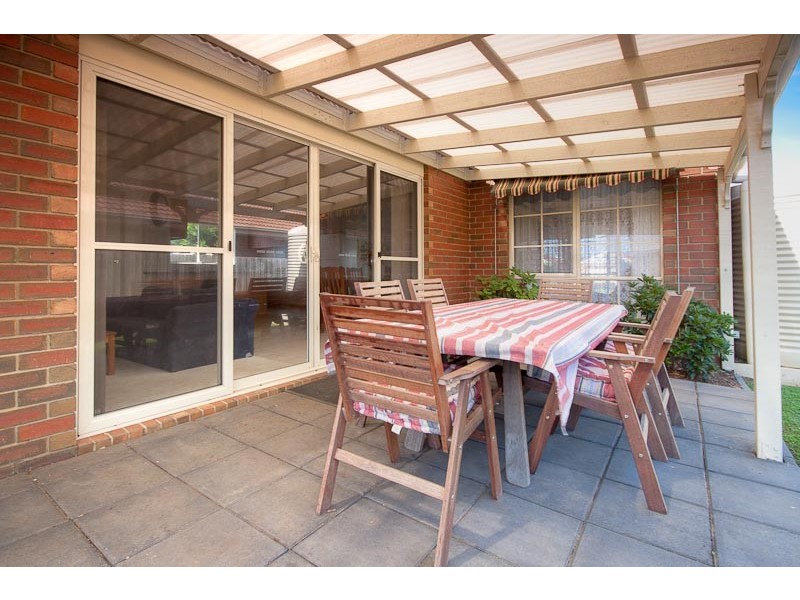 2 Landscape Close, Gisborne VIC 3437