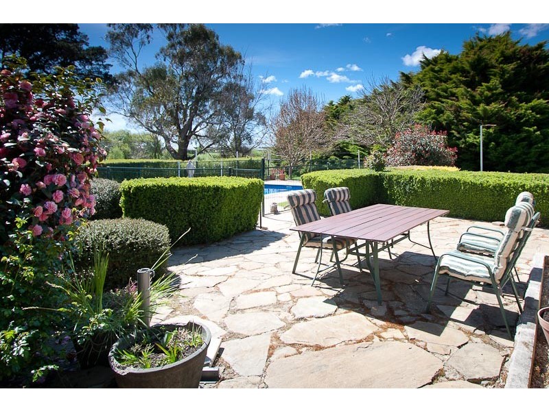 5 Thomas Court, Romsey VIC 3434