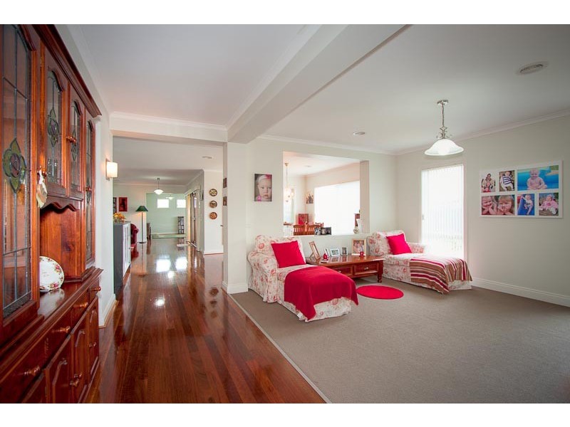 40 Chessy Park Dr *, New Gisborne VIC 3438