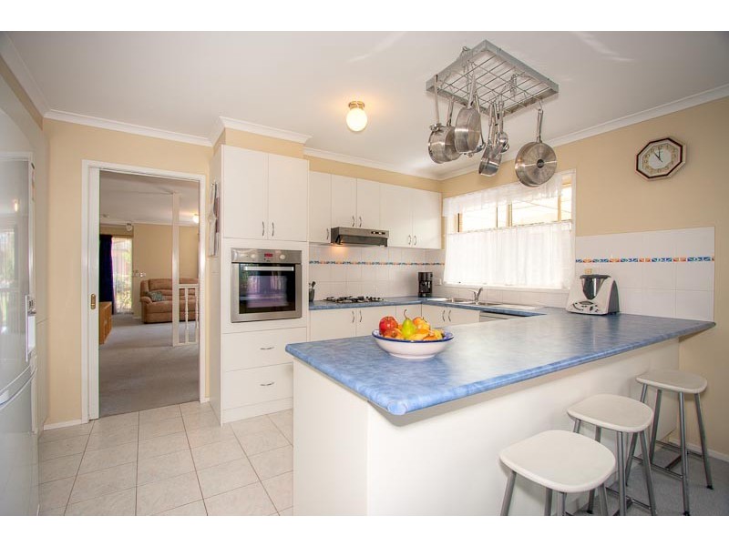 11 Candlebark Court, Riddells Creek VIC 3431