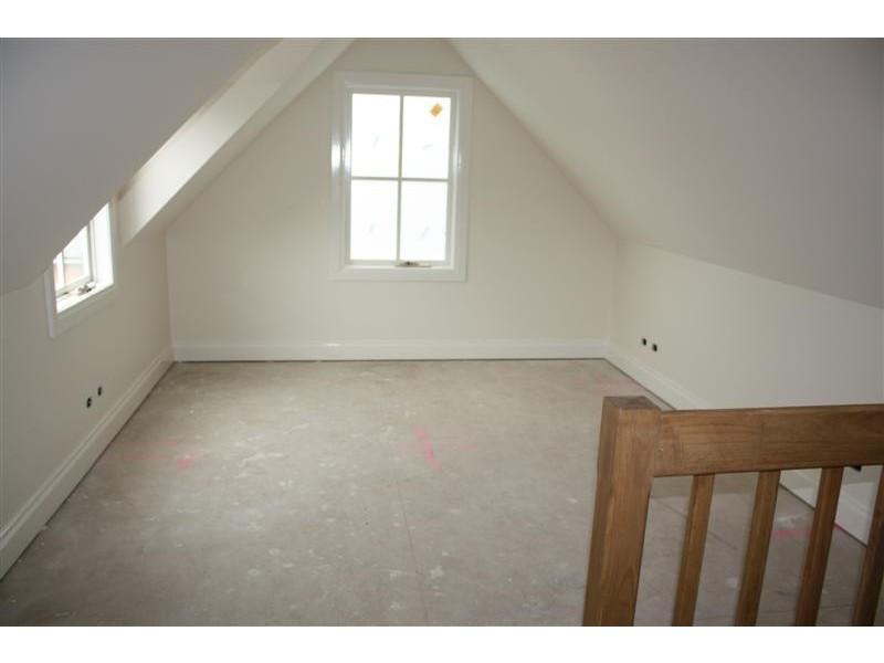 3/52 Stawell St, Romsey VIC 3434