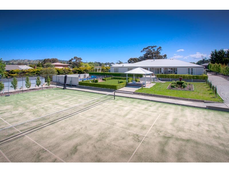 7-9 Bloomfield Road, Gisborne VIC 3437