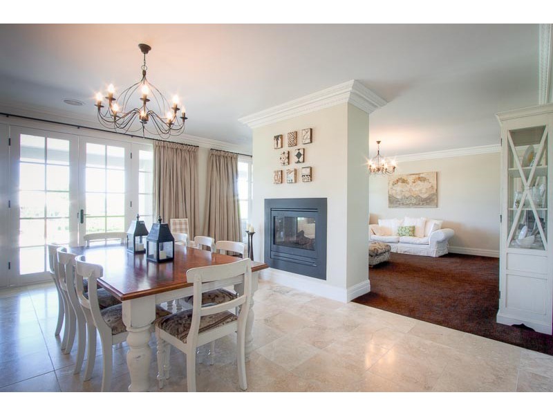 7-9 Bloomfield Road, Gisborne VIC 3437