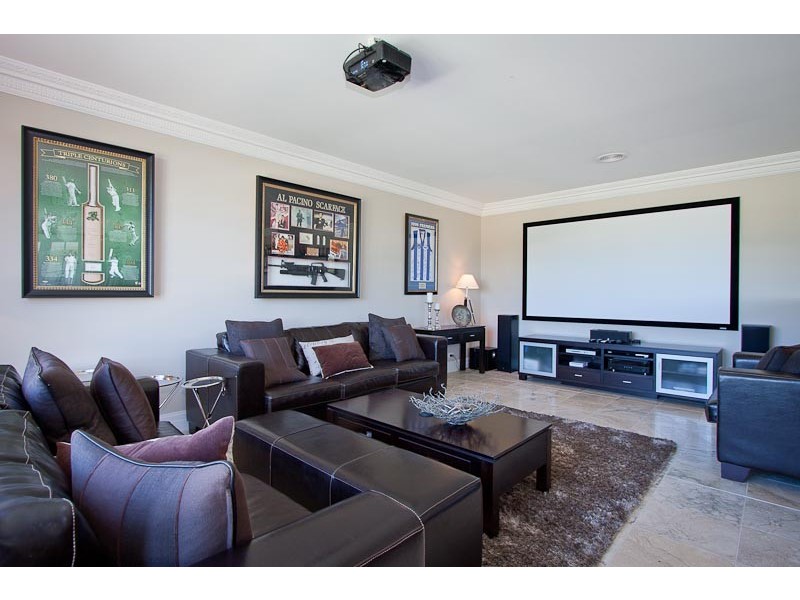 7-9 Bloomfield Road, Gisborne VIC 3437