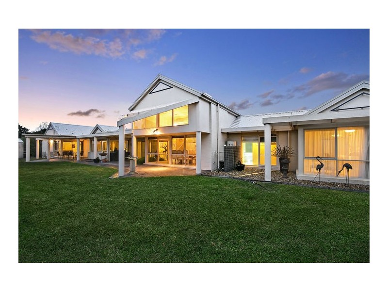 28 Namnan Way, Gisborne South VIC 3437