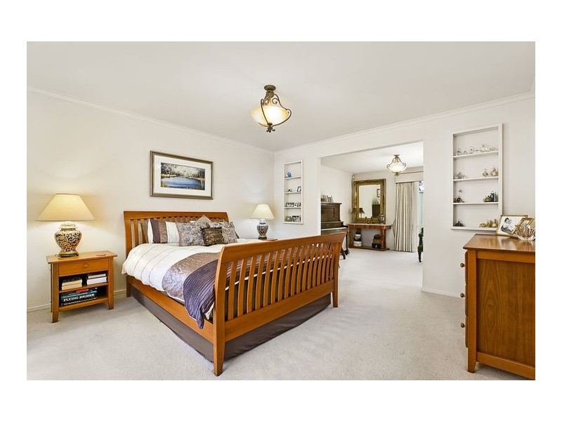 28 Namnan Way, Gisborne South VIC 3437