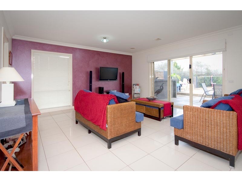 25 Chessy Park Drive, Gisborne VIC 3437