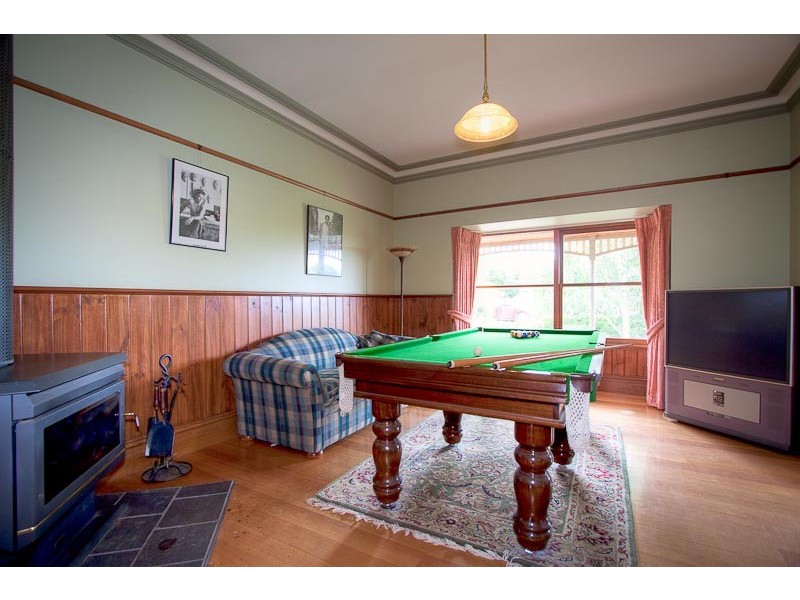 142 Panorama Dr, Gisborne VIC 3437