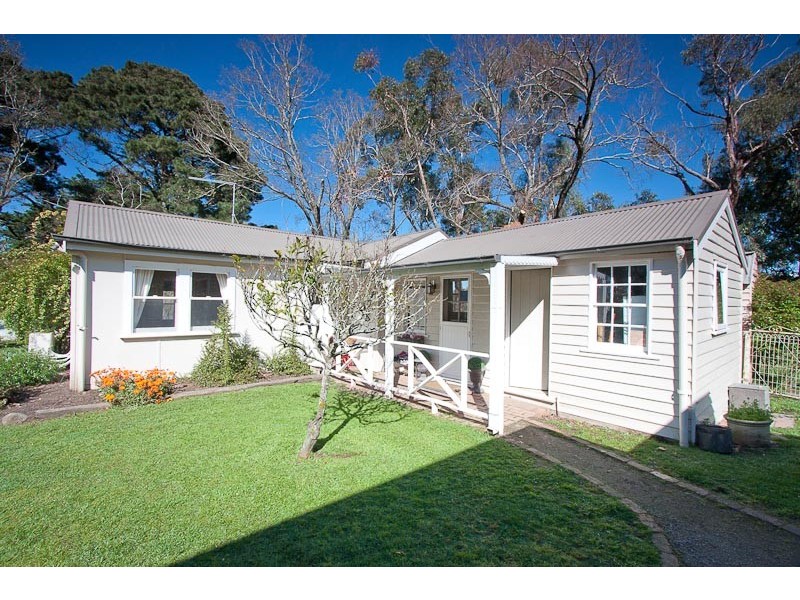 40 COUANGALT RD, Gisborne South VIC 3437