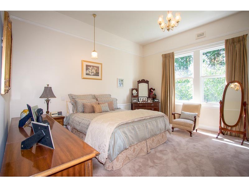 40 Couangalt Road, Gisborne South VIC 3437