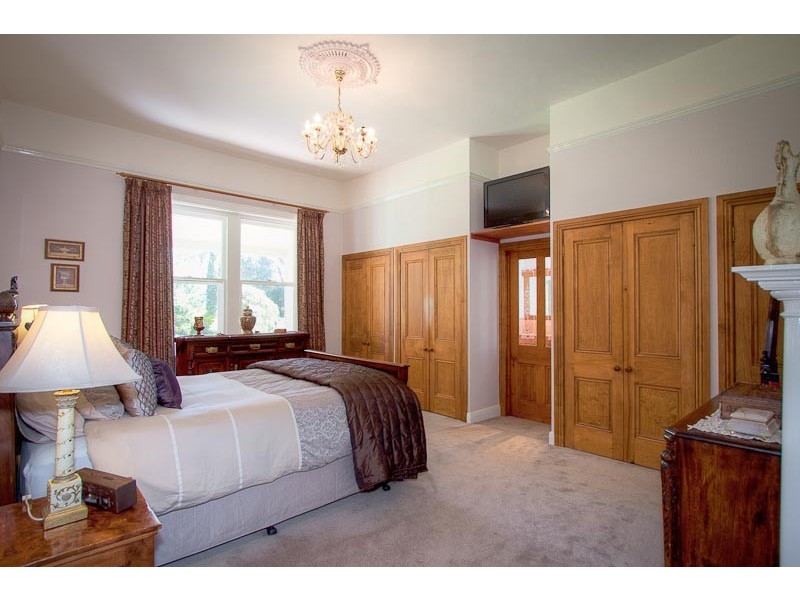 40 Couangalt Road, Gisborne South VIC 3437