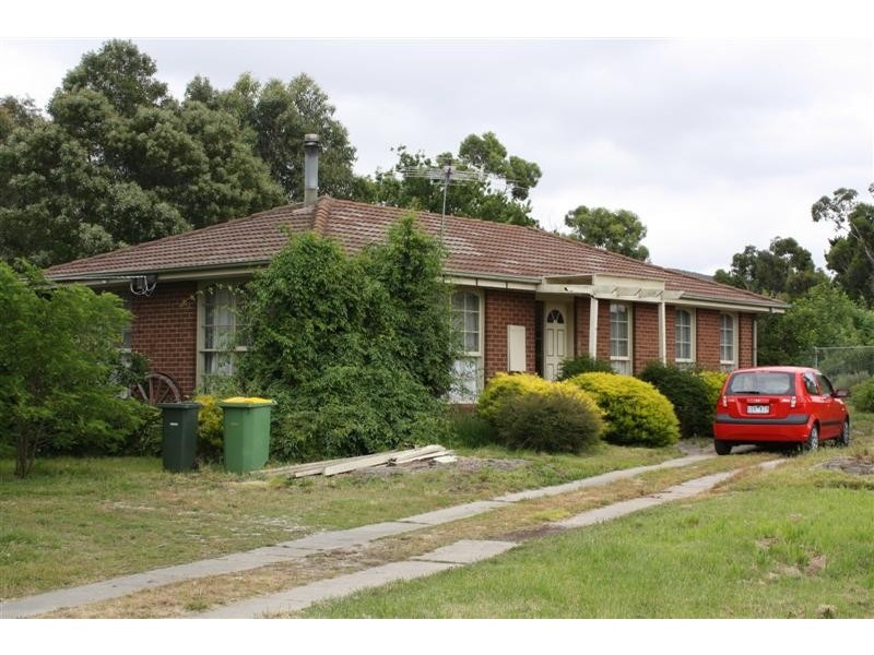 42 Mahoneys Rd, Riddells Creek VIC 3431