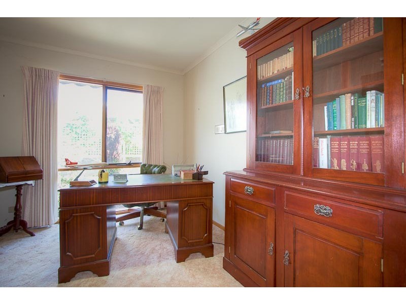 14 Skyline Drive, Gisborne VIC 3437