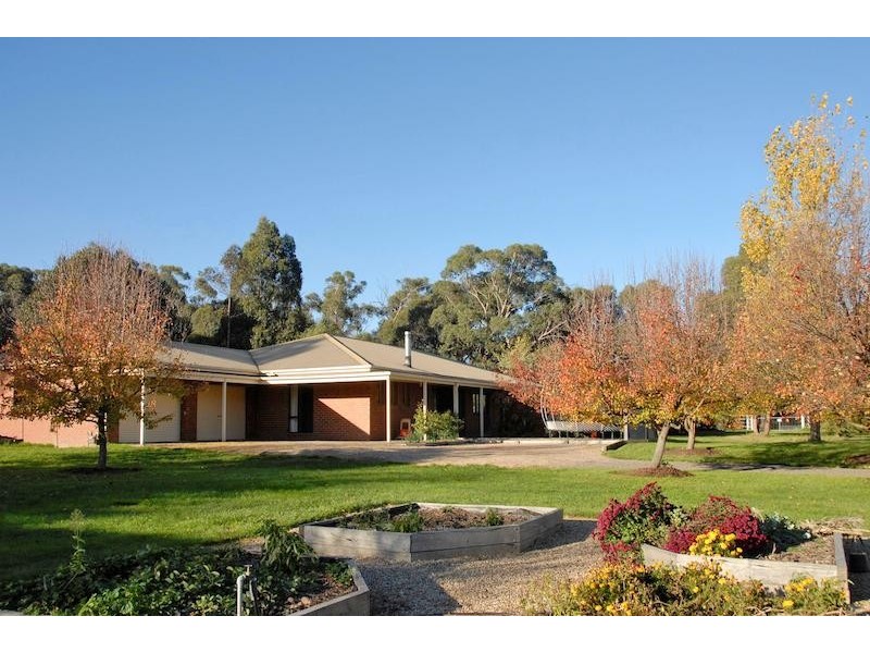45 Brougham Rd, Macedon VIC 3440