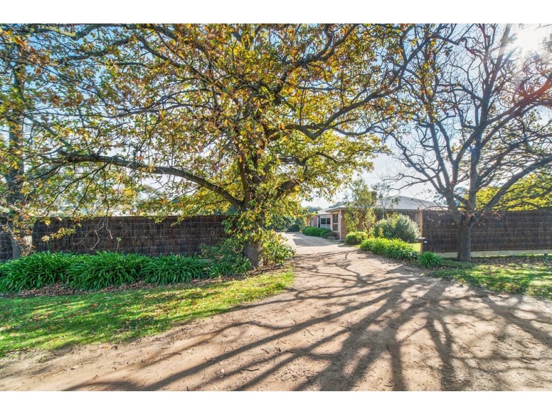 148 Main Road, Riddells Creek VIC 3431