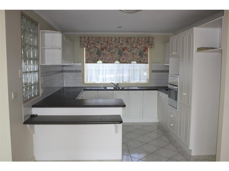 1/30 Prince Street, Gisborne VIC 3437