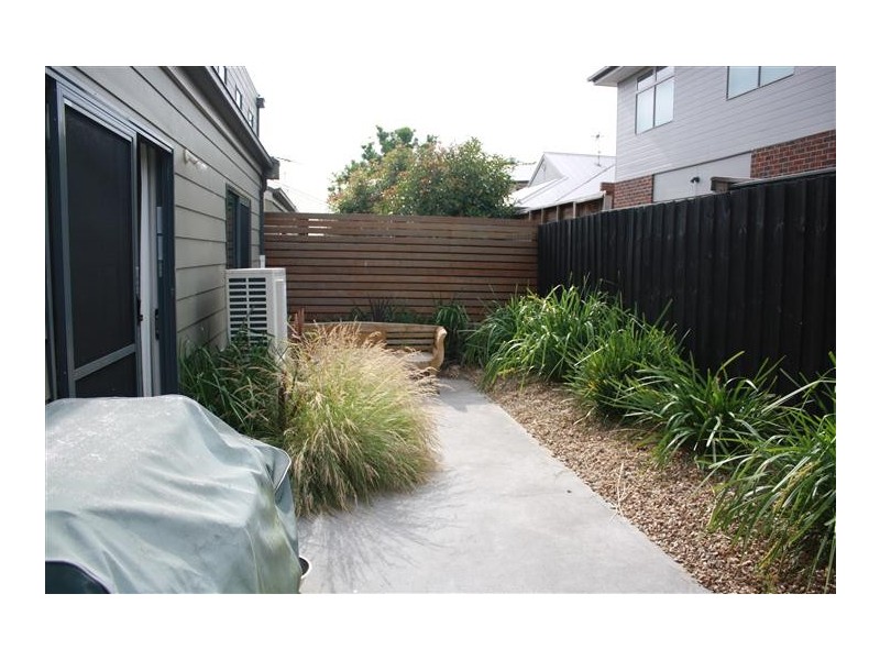 6/1-5 Rodney Street, Gisborne VIC 3437