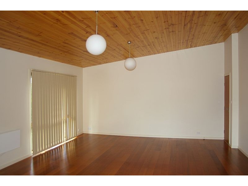 73A Brantome Street, Gisborne VIC 3437
