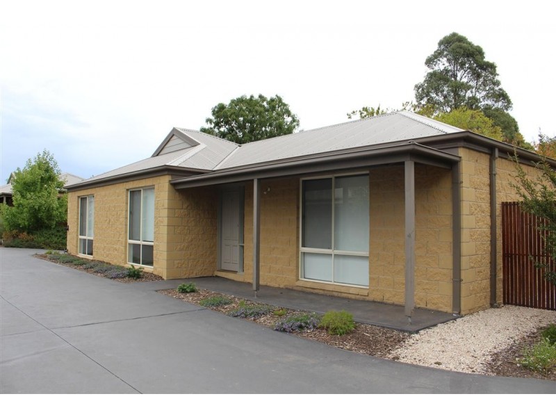 9/16 Corinella Road, Woodend VIC 3442