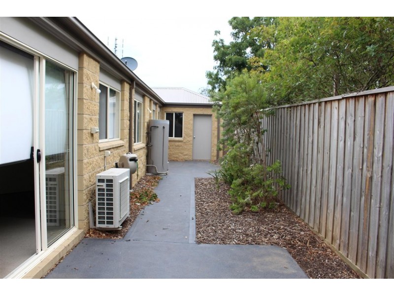 9/16 Corinella Road, Woodend VIC 3442