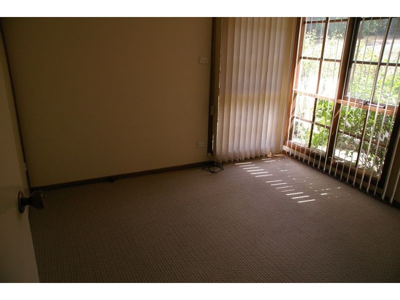 1/18 Fisher Street, Gisborne VIC 3437