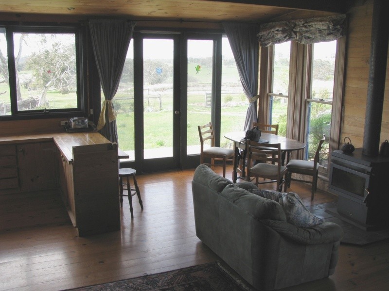 210 Dons Road, Newham VIC 3442