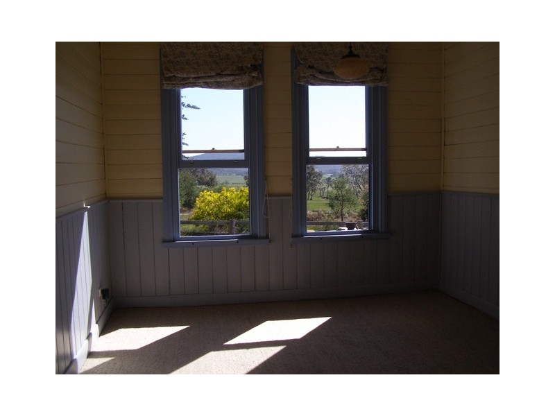 210 Dons Road, Newham VIC 3442