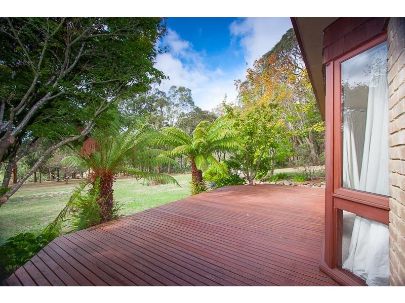 70 Hoburd Drive, Woodend VIC 3442