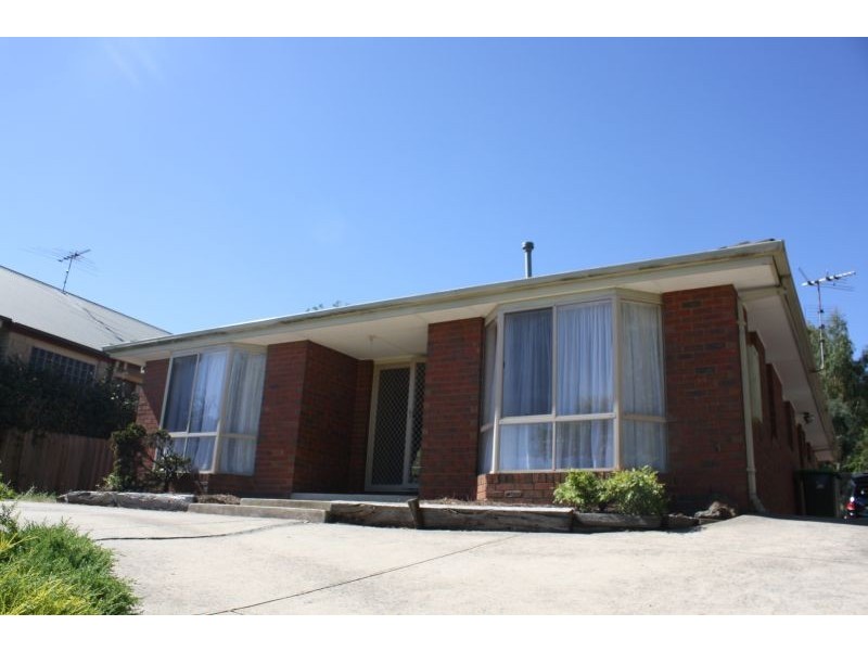 30 Frith Road, Gisborne VIC 3437
