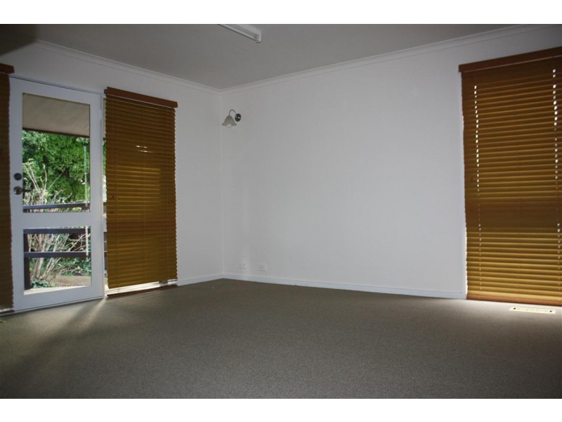 37 Hamilton Street, Gisborne VIC 3437
