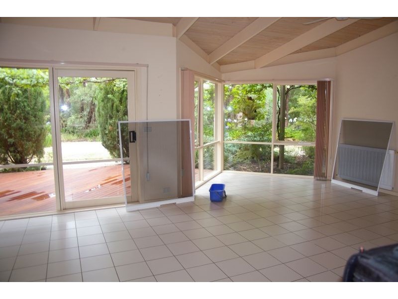 19 Bellhouse Street, Macedon VIC 3440