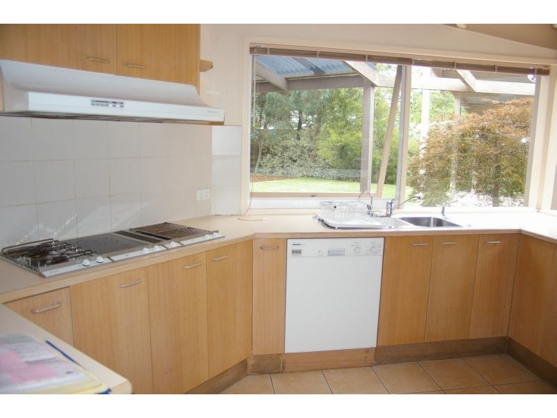 19 Bellhouse Street, Macedon VIC 3440