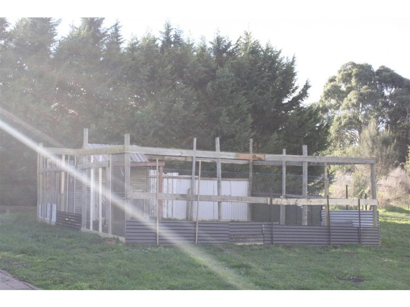 79 Berrie Road, Gisborne South VIC 3437