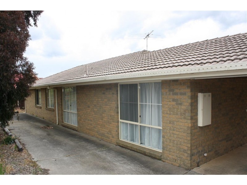 4 Wyralla Crescent, Gisborne VIC 3437