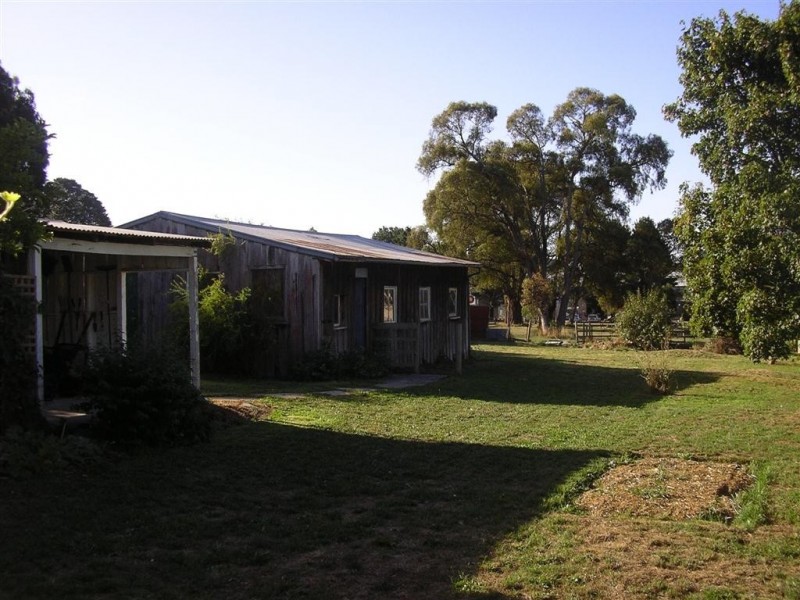 35 Bawden Road, Woodend VIC 3442