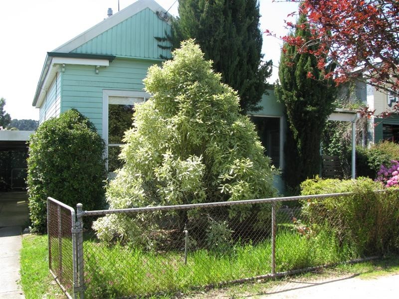 29 Urquhart Street, Woodend VIC 3442