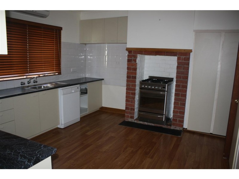 23 Goode Street, Gisborne VIC 3437