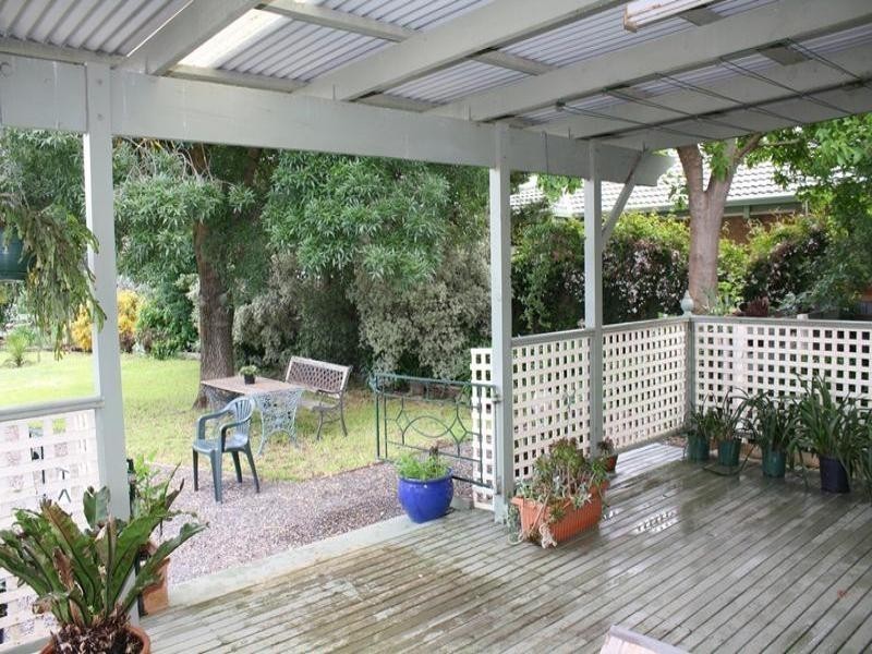 17 Richardson Street, Riddells Creek VIC 3431