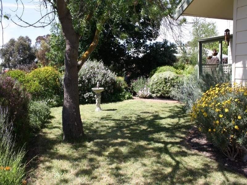 17 Richardson Street, Riddells Creek VIC 3431