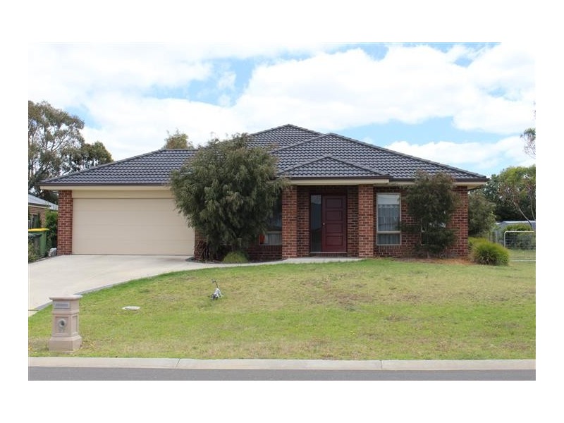 27 Bluegum Circuit, Riddells Creek VIC 3431