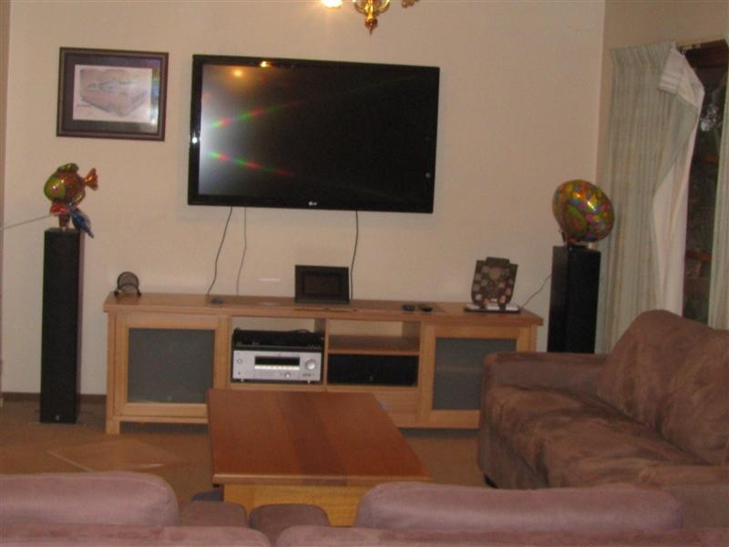 2 Curtis crt, Gisborne VIC 3437