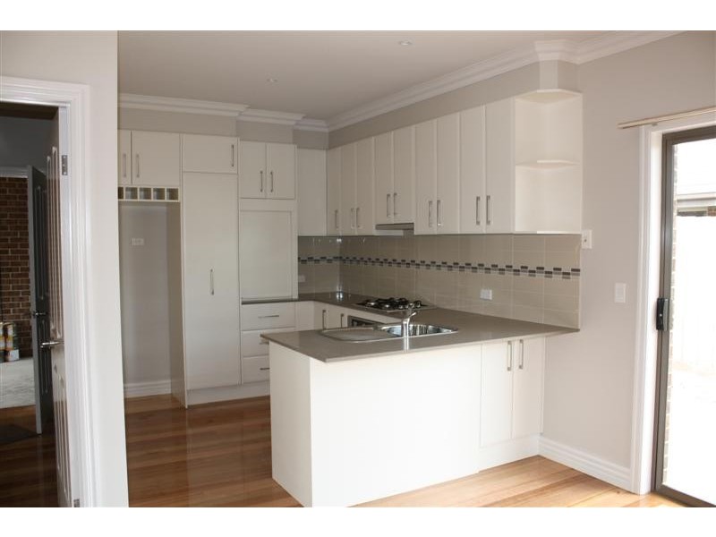 11/9 Rodney Street, Gisborne VIC 3437